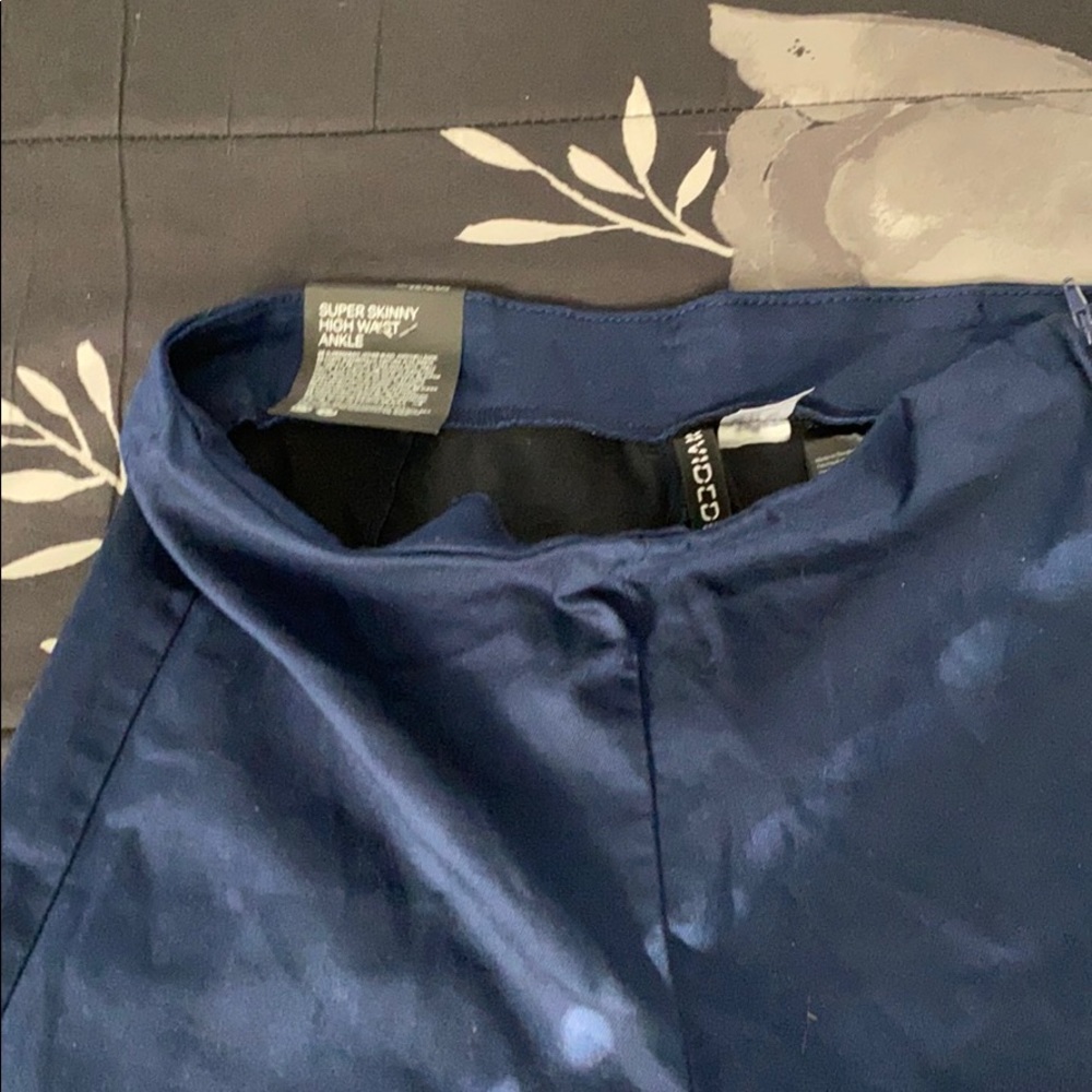 H&M pants - Picture 2 of 3